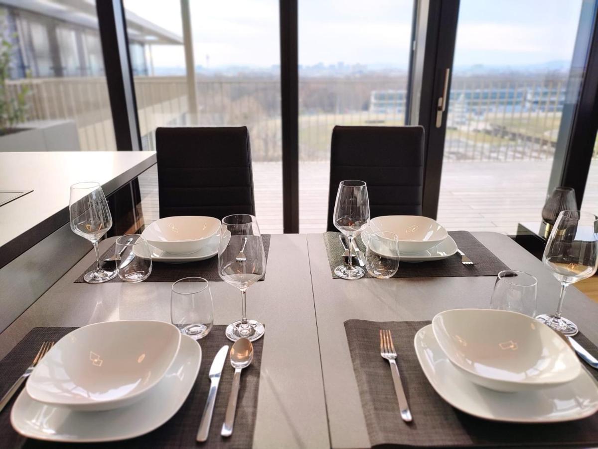 Panorama Apartment Vienna - Free Parking, Sauna & Fitness المظهر الخارجي الصورة