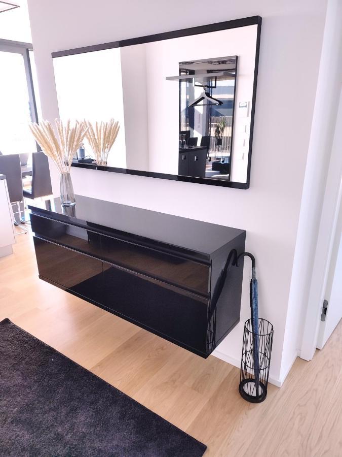 Panorama Apartment Vienna - Free Parking, Sauna & Fitness المظهر الخارجي الصورة